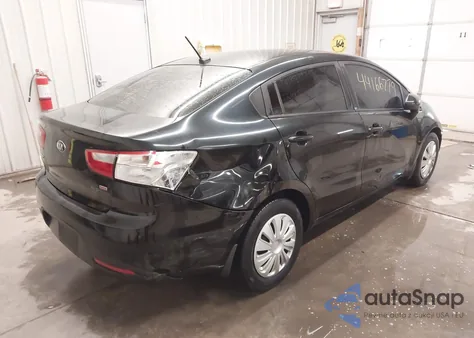 2014 Kia Rio Lx z USA, uszkodzony, nr VIN KNADM4A38E6374881